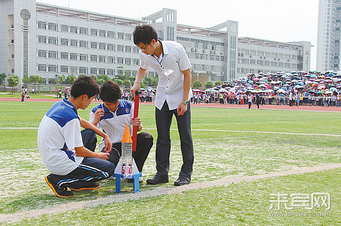 学生课外活动丰富多彩(来宾高级中学供图)